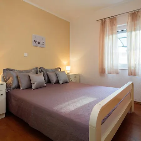 Apartment Krzelj