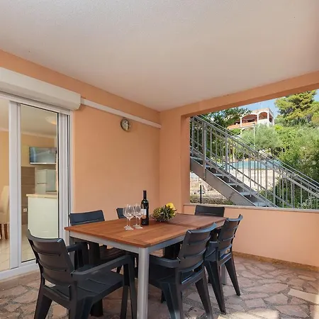 Apartment Krzelj