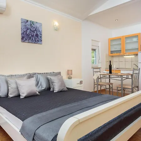 Krzelj Apartamento